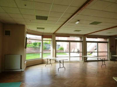 Salle paroissiale Mouvaux interieur